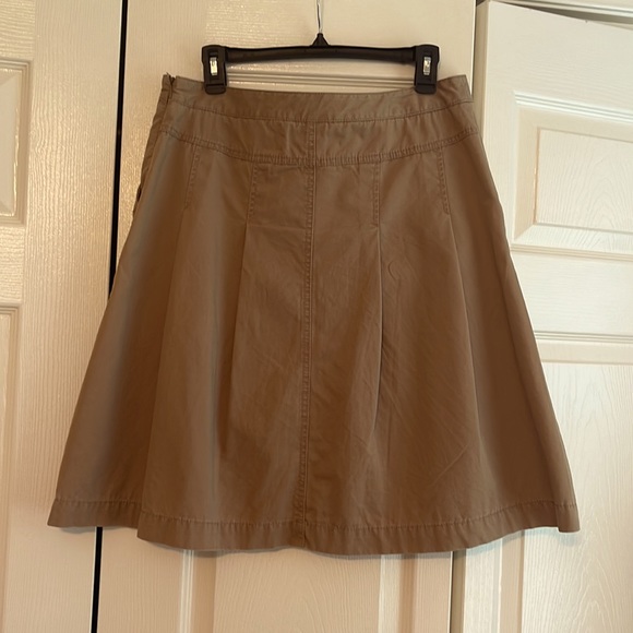 Women’s Merona Khaki Skirt - Picture 2 of 3
